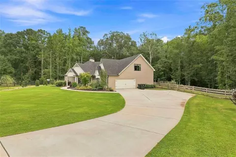 230 Windchime Way, Tyrone, GA 30290 photo 4