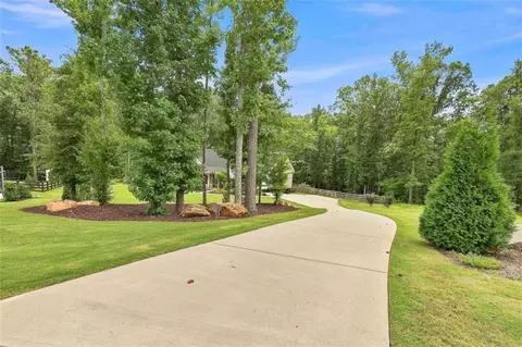 230 Windchime Way, Tyrone, GA 30290 photo 2