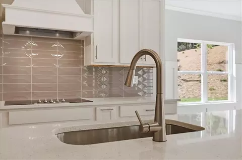 Kitchen - 2013 Seclusion Trl, Monroe, GA 30656 photo 6 of 7