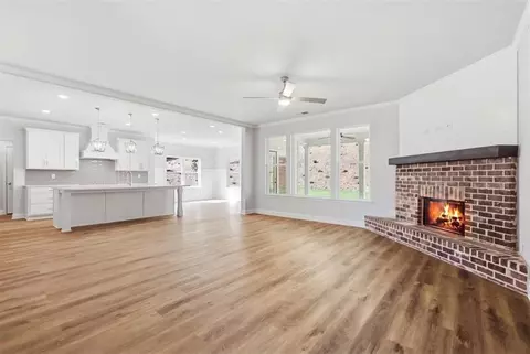 Living - 2013 Seclusion Trl, Monroe, GA 30656 photo 2 of 5