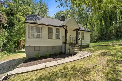 3383 Lawrence St, Scottdale, GA 30079