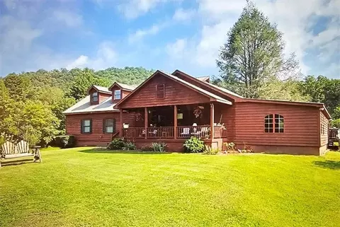 4253 Swallows Creek Rd, Hiawassee, GA 30546