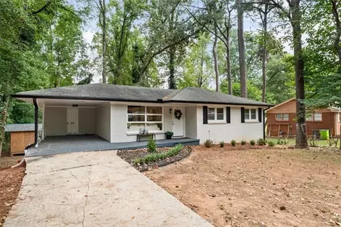 275 Dink Ln SE, Marietta, GA 30060