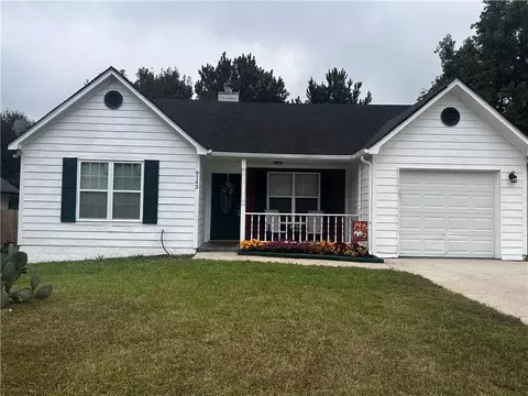 9143 Clubhouse Dr, Riverdale, GA 30274
