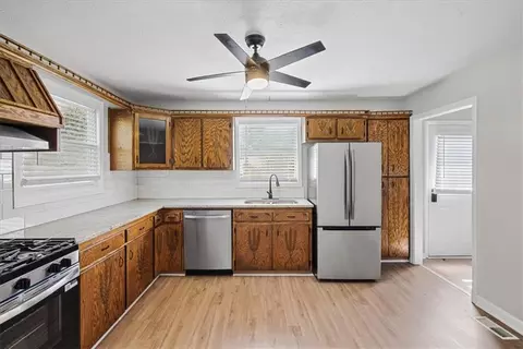 Kitchen - 125 4th St, Rome, GA 30161 photo 1 of 3
