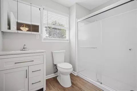 Bath - 125 4th St, Rome, GA 30161 photo 2 of 2