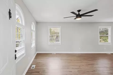Living - 125 4th St, Rome, GA 30161 photo 1 of 7