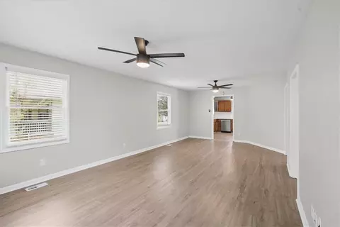 Living - 125 4th St, Rome, GA 30161 photo 2 of 7
