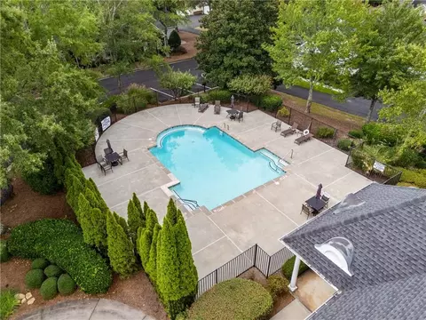 Exterior - 2983 Oakside Cir, Milton, GA 30004 photo 3 of 4