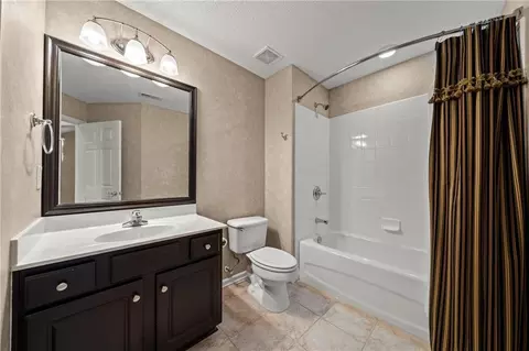 Bath - 2983 Oakside Cir, Milton, GA 30004 photo 2 of 2