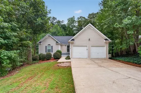 17 Mitchell Dr, Hiram, GA 30141