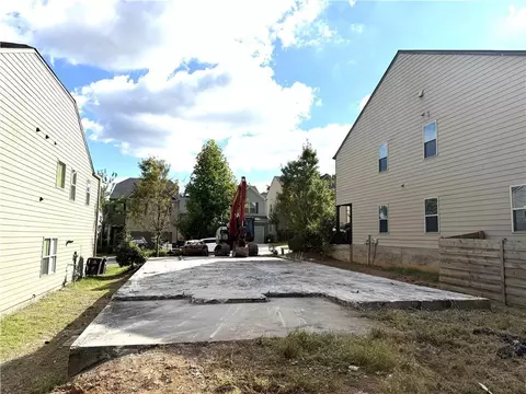 4215 May Apple Ln, East Point, GA 30349