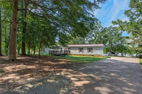 133 Garden Ridge Dr, Carrollton, GA 30116