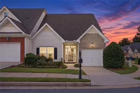 135 Riley Cir, Dawsonville, GA 30534