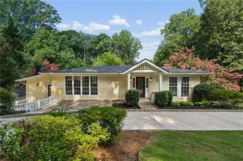 1055 Lee Cir NE, Atlanta, GA 30324