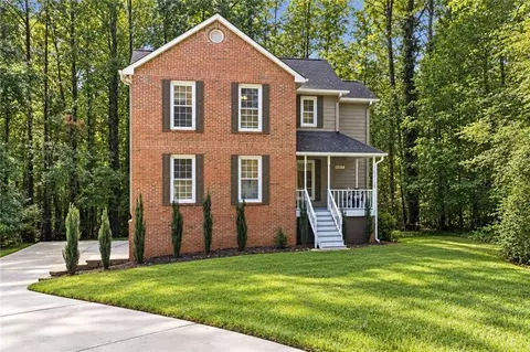 5881 Pavillion Dr, Powder Springs, GA 30127