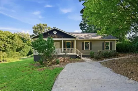 1668 Oak Knoll Cir SE, Atlanta, GA 30315