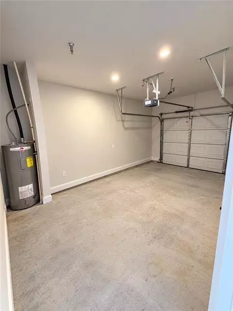 5358 Creekview Ln, Morrow, GA 30260 photo 8