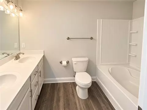 5358 Creekview Ln, Morrow, GA 30260 photo 7