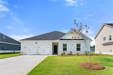 33 Faulkner Cir, Social Circle, GA 30025