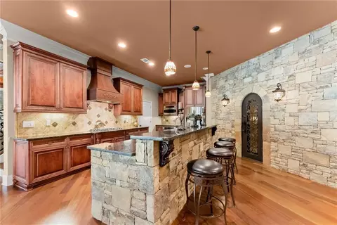 Kitchen - 1310 Settles Rd, Suwanee, GA 30024 photo 5 of 9