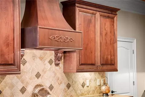 Kitchen - 1310 Settles Rd, Suwanee, GA 30024 photo 7 of 9