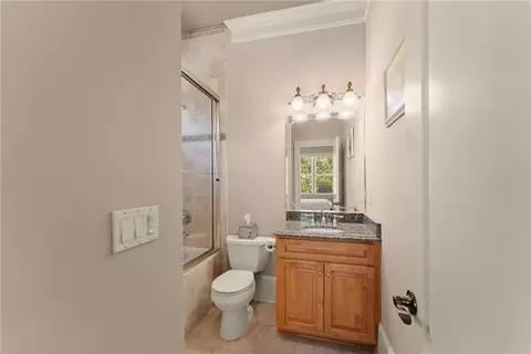 Bath - 1310 Settles Rd, Suwanee, GA 30024 photo 10 of 12