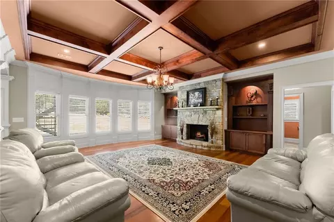 Living - 1310 Settles Rd, Suwanee, GA 30024 photo 6 of 8