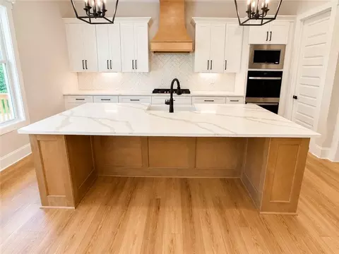 Kitchen - 70 Hidden Trl, Pendergrass, GA 30567 photo 3 of 11