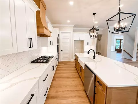 Kitchen - 70 Hidden Trl, Pendergrass, GA 30567 photo 11 of 11