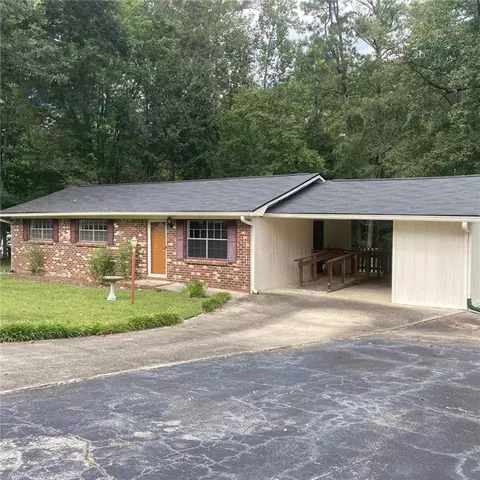 50 Foxboro Ct, Powder Springs, GA 30127