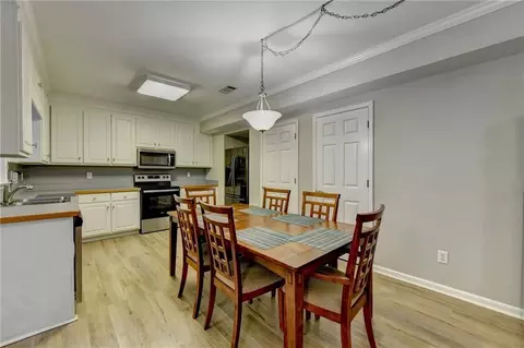 Dining - 740 Bentgrass Ct, Dacula, GA 30019 photo 6 of 6