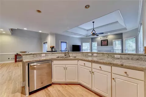 Kitchen - 740 Bentgrass Ct, Dacula, GA 30019 photo 5 of 9
