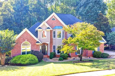 Exterior - 740 Bentgrass Ct, Dacula, GA 30019 photo 2 of 14