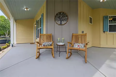 Exterior - 5985 Spring St, Austell, GA 30168 photo 5 of 8