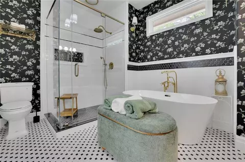Bath - 5985 Spring St, Austell, GA 30168 photo 6 of 7