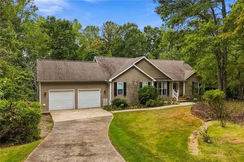 226 Arrow Wood Dr, Waleska, GA 30183