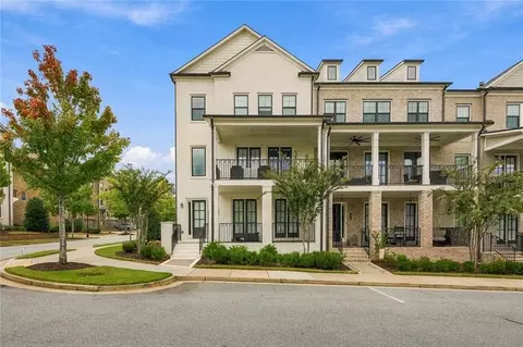 112 Harlow Cir, Roswell, GA 30076