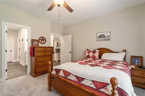 Bedroom - 212 Live Oak Ln, Comer, GA 30629 photo 2 of 2