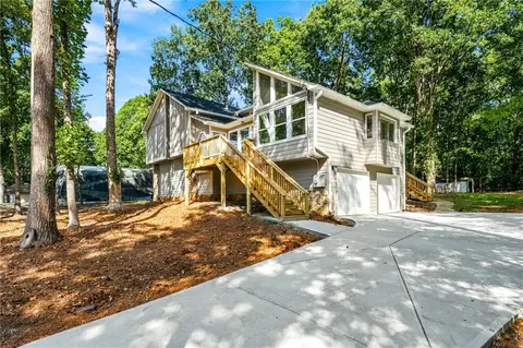 745 Cedar Creek Way, Woodstock, GA 30189