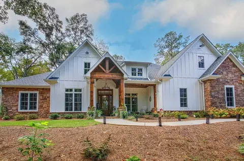11 Headden Rdg NW, Cartersville, GA 30121