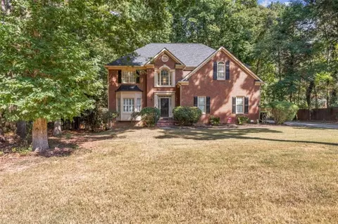 125 Wynchase Ln, Fayetteville, GA 30215