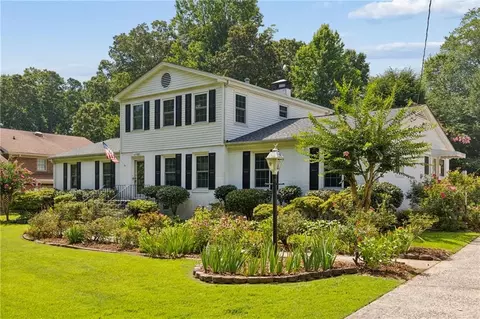 3341 Hickory Crest Dr NW, Marietta, GA 30064