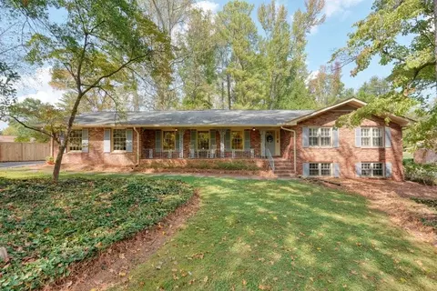 2607 Club Valley Dr NE, Marietta, GA 30068