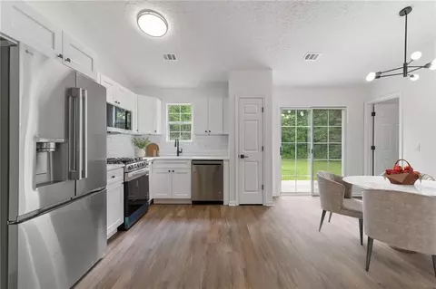 85 Settlers Mill Run, Hiram, GA 30141
