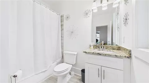 Bath - 4604 Mossey Dr, Stonecrest, GA 30038 photo 1 of 11