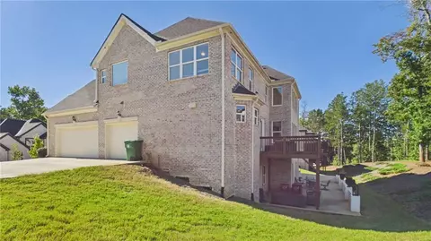 Exterior - 4604 Mossey Dr, Stonecrest, GA 30038 photo 4 of 9