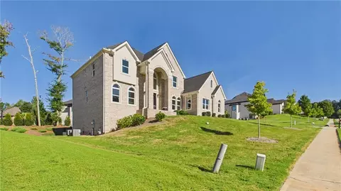 Exterior - 4604 Mossey Dr, Stonecrest, GA 30038 photo 2 of 9
