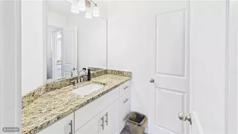 Bath - 4604 Mossey Dr, Stonecrest, GA 30038 photo 10 of 11