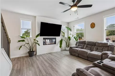 Other - 865 Lakeshore Dr, Winder, GA 30680 photo 2 of 5